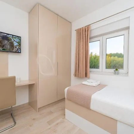 Ferienhaus In Mit Privatem Pool - B58587