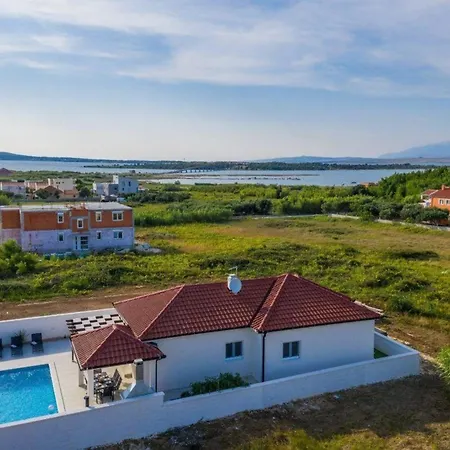 Vakantiehuis Ferienhaus In Mit Privatem Pool - B58587 Vir